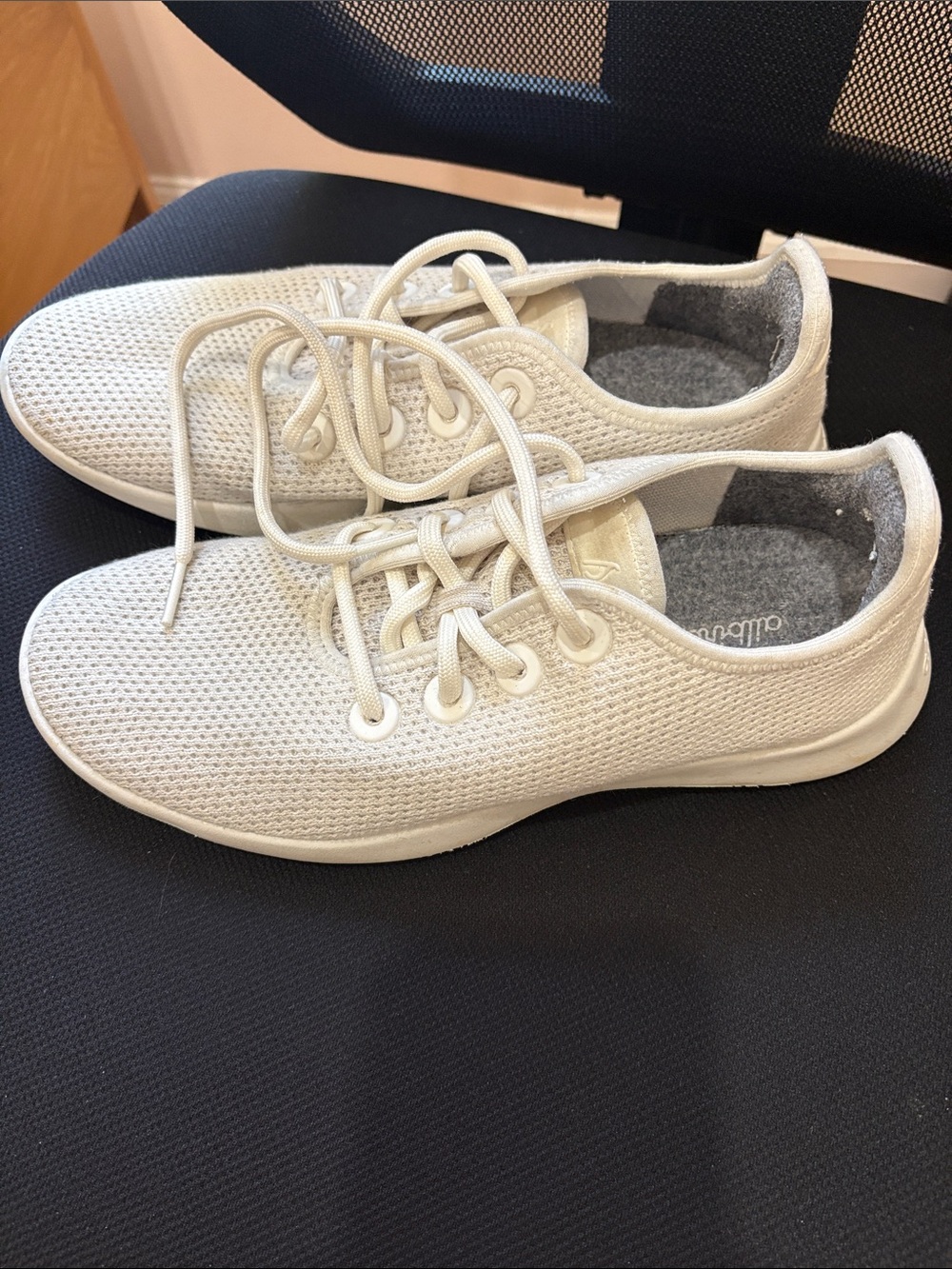 allbirds Women's Off-White Knit Lace-Up Sneakers size 9